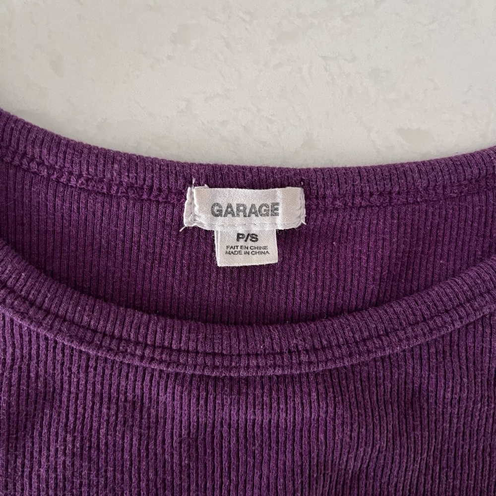 Garage Crop Top Purple Ribbed - Picture 4 of 6
